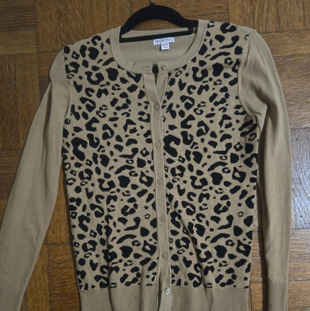 Cardigan Sweater By Merona Sz Xs Leopard Print